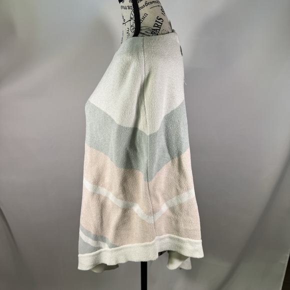 Barefoot Dreams CozyChic Ultra Lite Ocean‎ Breeze Poncho Stripe OS Plus Soft - Picture 2 of 7